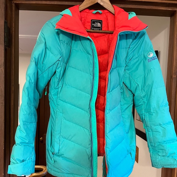 The North Face Women’s Corefire Down Jacket - Picture 2 of 9